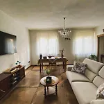 Κατάλυμα σε φάρμα Tadina